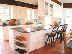 sound bay villa kitchen